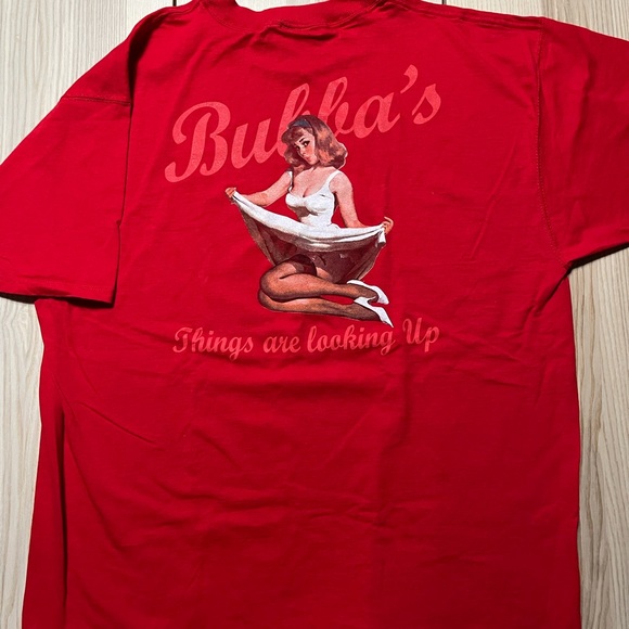 Bubba’s Pin-Up‎ Model Things Are Looking Up Shirt - Picture 1 of 7